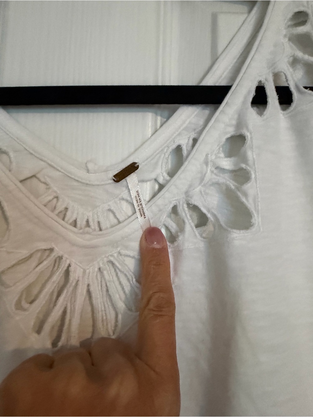 Free People White Cutout V-Neck Short Sleeve Tee - Picture 2 of 3
